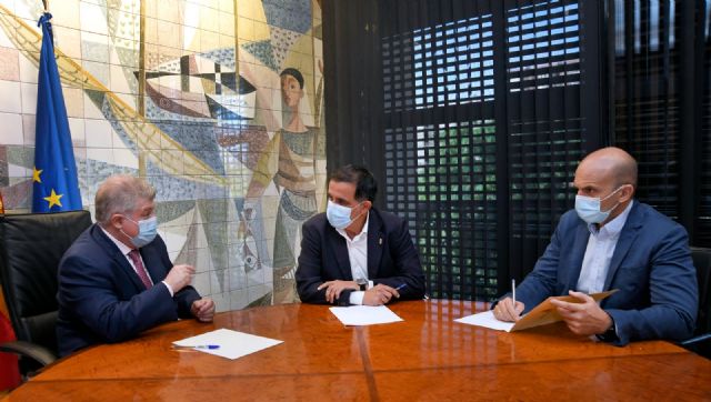 El Ayuntamiento y la Delegación del Gobierno intensifican la vigilancia en el barrio de Santa Eulalia - 1, Foto 1