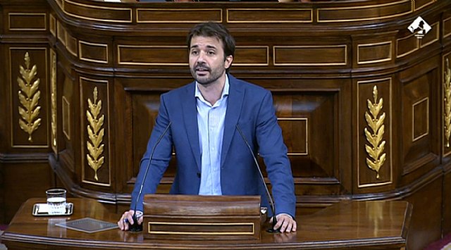 Javier Sánchez Serna pide en el Congreso 
