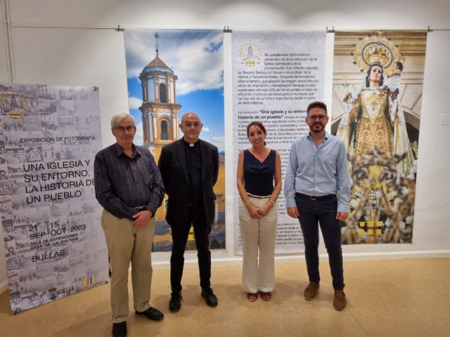Inaugurada la exposición 'Una iglesia y su entorno. La historia de un pueblo' - 1, Foto 1