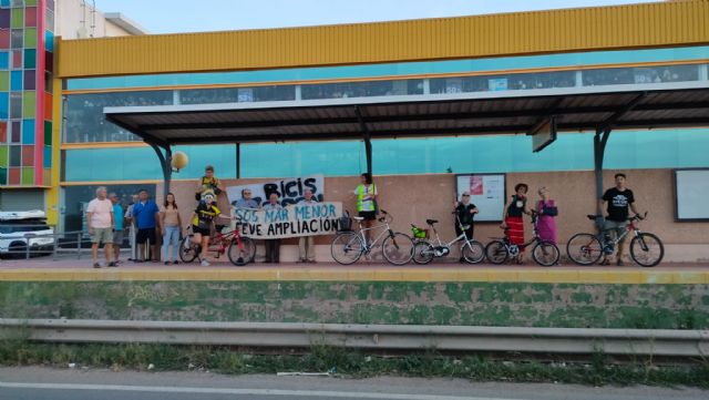 Los colectivos a favor de la movilidad sostenible activa se desplazan hasta Vista Alegre - 2, Foto 2