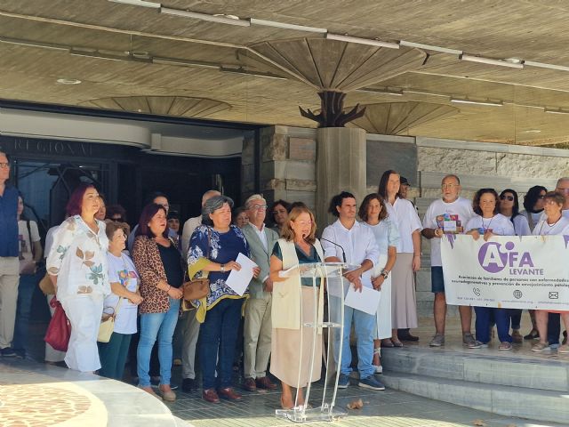 Demanda de la Federación de Asociaciones de Familiares de Personas con Alzheimer - 1, Foto 1