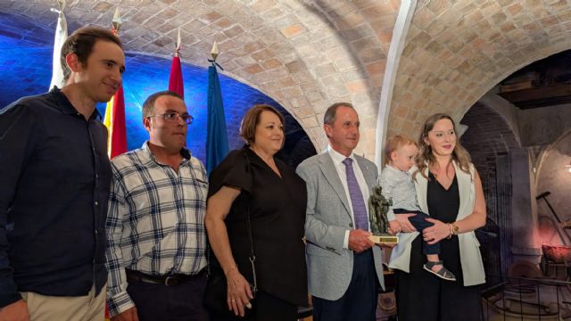 Pedro Sánchez Pujante, nombrado Maestro del Vino 2025 en un emotivo homenaje - 1, Foto 1