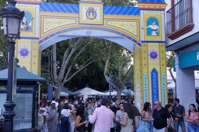 La Feria de septiembre supera las previsiones y abarrota plazas y calles del casco antiguo en el primer fin de semana de fiestas - 3, Foto 3