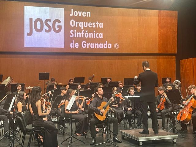 Edmon Levon dirige a la Joven Orquesta Sinfónica de Granada en la inauguración del Ciclo de Orquestas Jóvenes de Águilas - 1, Foto 1