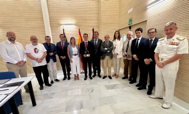 El Consejo de Administración aprueba la adjudicación de dos parcelas para graneles sólidos y líquidos - 1, Foto 1