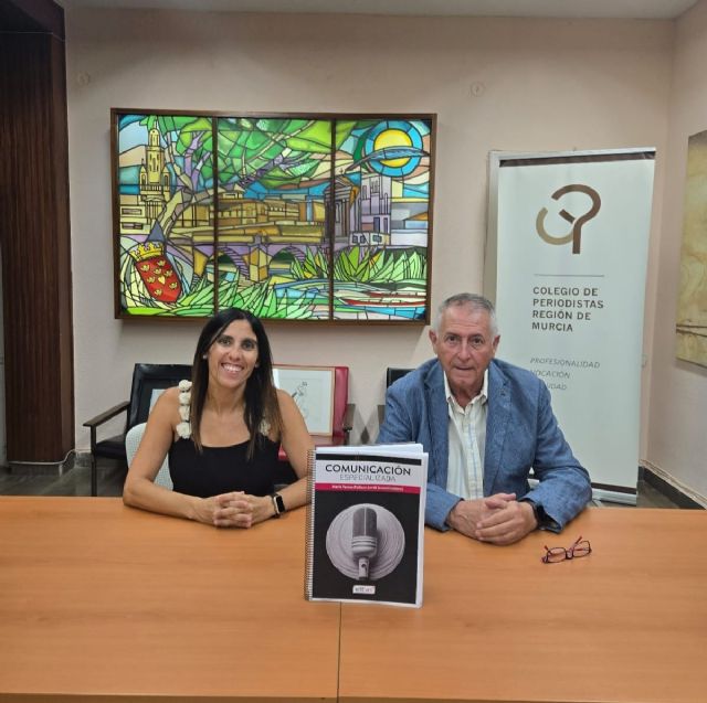 El Colegio Oficial de Periodistas acoge la presentación del libro Comunicación especializada - 1, Foto 1