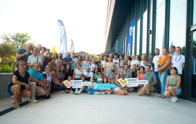 Vithas forma en RCP al voluntariado del Medio Maratón y Maratón Valencia Trinidad Alfonso Zurich 2025 - 1, Foto 1