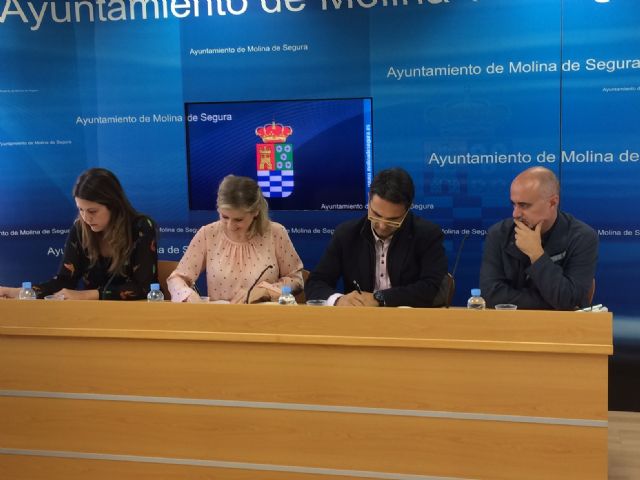 El Ayuntamiento de Molina de Segura firma un convenio de colaboración con FEDER - 2, Foto 2