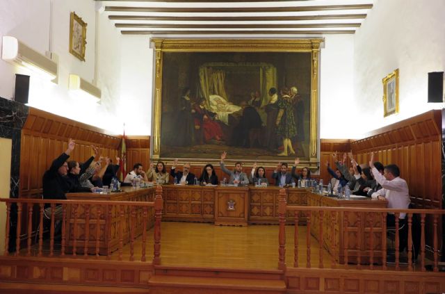 El Ayuntamiento de Caravaca aprueba una reunificación de préstamos, que mejora la capacidad financiera y el pago a proveedores - 1, Foto 1