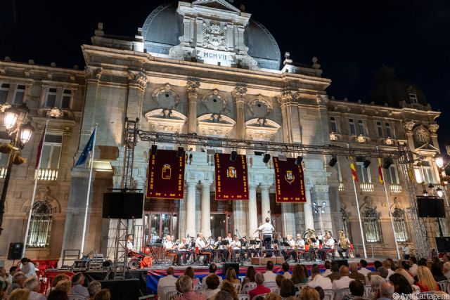 El Tercio de Levante actuará frente al Palacio Consistorial con motivo del Día del Veterano - 1, Foto 1
