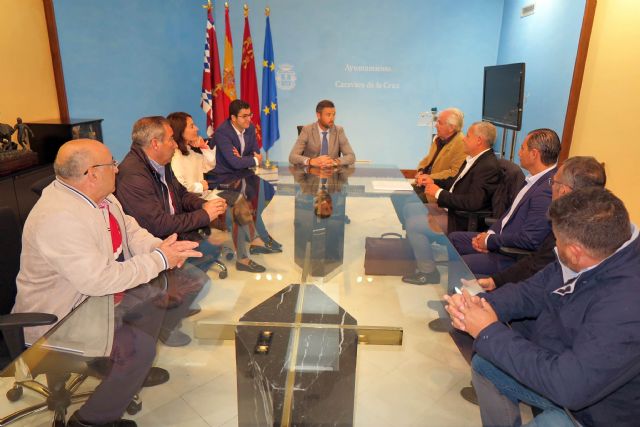 El Ayuntamiento de Caravaca, junto a la plataforma empresarial y ciudadana avalada por 10 mil firmas, pide la prolongación de la Autovía del Noroeste hasta Cavila y la Autovía del Norte - 3, Foto 3