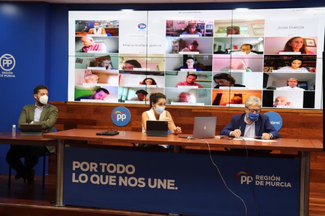 El PP destaca la apuesta del Gobierno de López Miras por el sector hostelero y turístico con la movilización de 21 millones de ayudas para lograr que se mantengan los 40.000 puestos de trabajo - 1, Foto 1