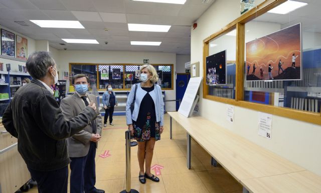 Las Bibliotecas de Murcia invitan a recorrer ´El planeta de los libros´ - 2, Foto 2