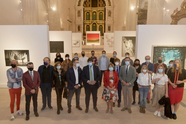 López Miras inaugura la exposición 'Mapa, Territorio, Región', que dibuja la cartografía actual de las artes plásticas regionales - 1, Foto 1