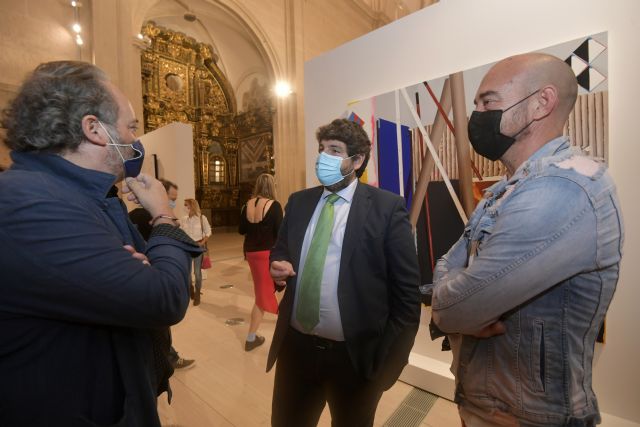 López Miras inaugura la exposición 'Mapa, Territorio, Región', que dibuja la cartografía actual de las artes plásticas regionales - 3, Foto 3