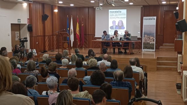 Isabel San Sebastián y Antonio Pérez Henares estuvieron en Moratalla - 4, Foto 4