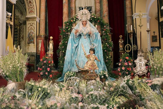 De la tradición al compromiso Peñaflor une cultura y devoción en su primera Feria de Antigüedades - 2, Foto 2