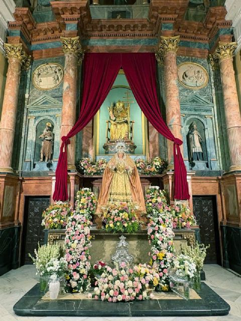 De la tradición al compromiso Peñaflor une cultura y devoción en su primera Feria de Antigüedades - 4, Foto 4