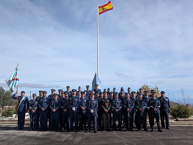 El comandante José Enrique Mateo asume el mando del Escuadrón de Vigilancia Aérea nº 13 en Sierra Espuña - 1, Foto 1