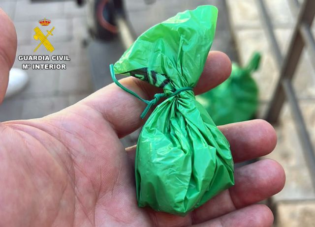 La Guardia Civil desmantela Cehegín un grupo delictivo que dirigía dos puntos de venta de drogas 'al menudeo' - 5, Foto 5