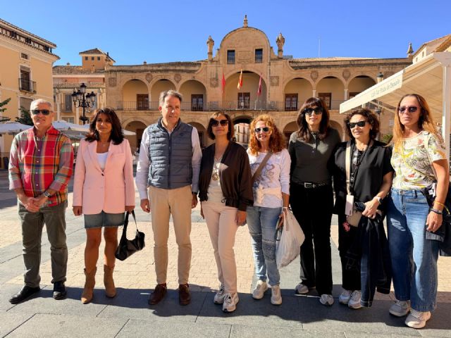 Jornada con los mayores en la plaza de España - 2, Foto 2