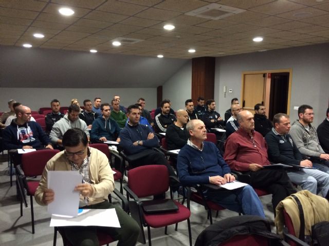 La Policía Local se forma en detección de drogas y estupefacientes en conductores - 2, Foto 2