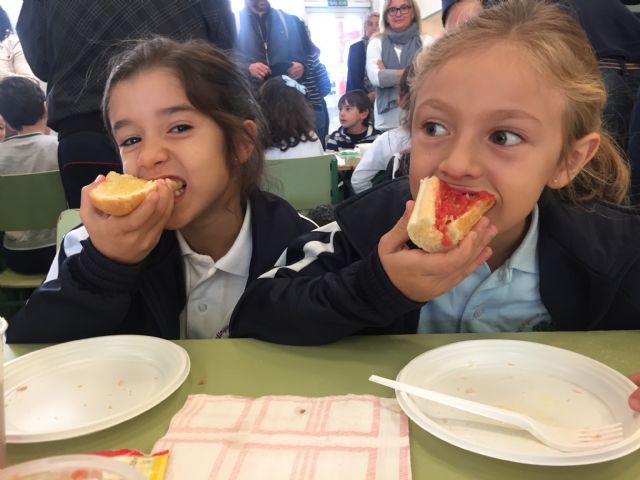 Los alumnos de primaria y sus familias participan en las IX Jornadas de Desayunos Saludables - 2, Foto 2