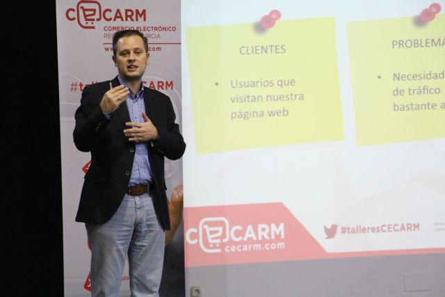Más de 200 personas asisten a los talleres de marketing digital y comercio electrónico de CECARM - 2, Foto 2
