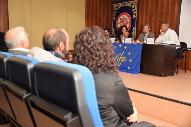 La Politécnica presenta técnicas biológicas que evitan que suelos con metales e hidrocarburos sean foco de contaminación - 1, Foto 1