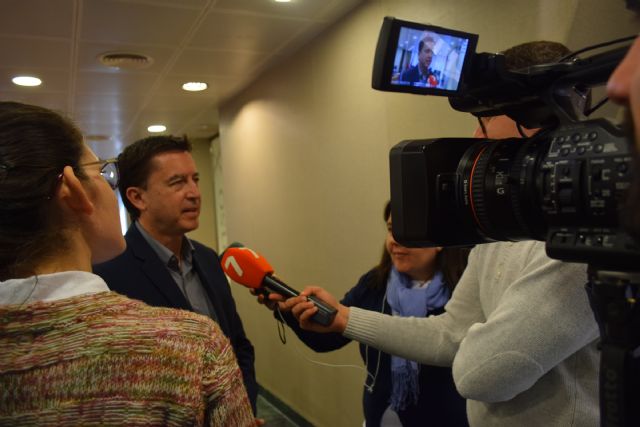 La Asamblea Regional aprueba la iniciativa de Ciudadanos para la eliminación de sujeciones mecánicas en centros de mayores - 1, Foto 1
