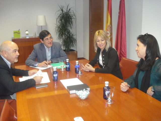 La alcaldesa de Campos del Río solicita al consejero de Salud mejoras en materia sanitaria del municipio - 2, Foto 2