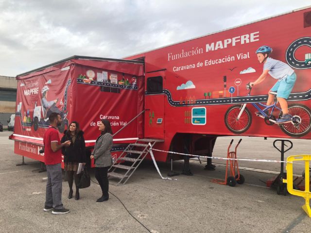 La Caravana de Educación Vial enseñará a 1.000 escolares a identificar situaciones de riesgo en la vía pública y en el hogar - 2, Foto 2