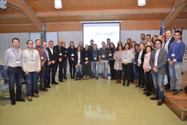 La UPCT y la Consejería capacitan en enseñanza digital a docentes griegos, lituanos y murcianos en el proyecto INDIE - 1, Foto 1