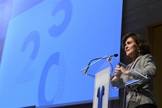 Carmen Calvo anuncia una Ley Orgánica del Derecho a la Defensa para desarrollar el artículo 24 de la Constitución Española - 2, Foto 2