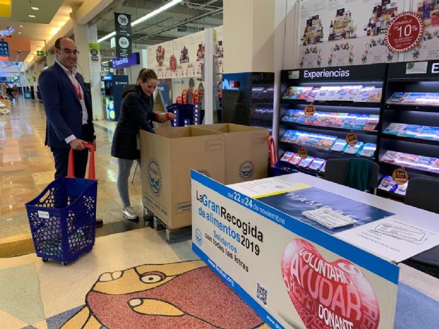 Campaña de recogida de alimentos de Carrefour y Cáritas - 1, Foto 1
