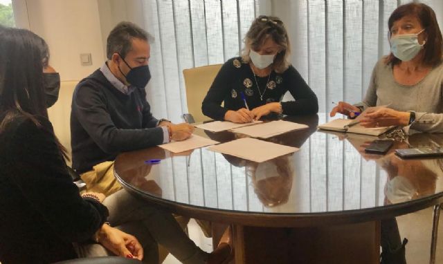 Firman un convenio para reforzar la atención a personas con problemas de salud mental - 1, Foto 1