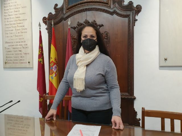 El PSOE atiende las peticiones de sus vecinos y continúa trabajando en habilitar el aparcamiento junto al Colegio Público de Campillo - 1, Foto 1
