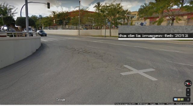 Se reasfalta un tramo dañado de la Avenida Juan Carlos I, cruce Camino Hondales - 3, Foto 3