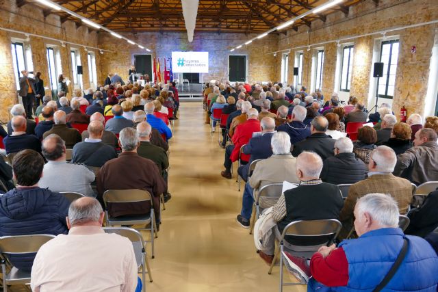 'Murcia se escribe con M de Mayores' reúne a representantes de los 75 CSM en el Cuartel de Artillería para potenciar la participación e impulsar las relaciones - 2, Foto 2
