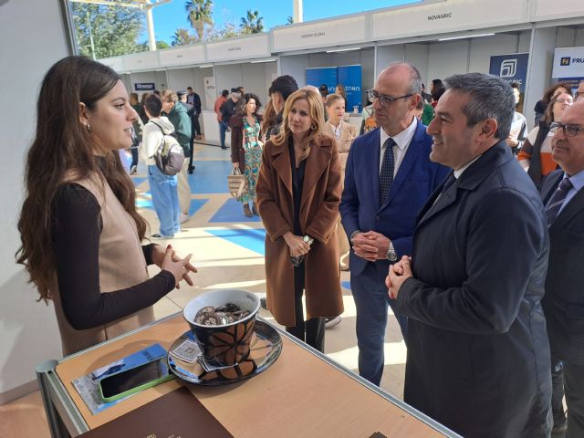 La Comunidad participa con un stand en el V Foro de Empleo y Emprendimiento de Alcantarilla - 1, Foto 1