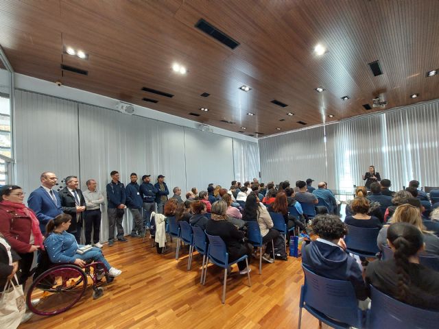Más de mil personas asisten al Foro de Empleo y Emprendimiento de Alcantarilla - 3, Foto 3