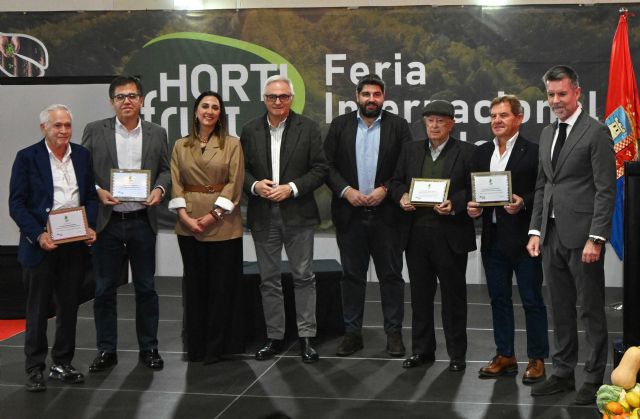 López Miras subraya el liderazgo nacional de la Región en exportación de sistemas de riego para agricultura - 2, Foto 2