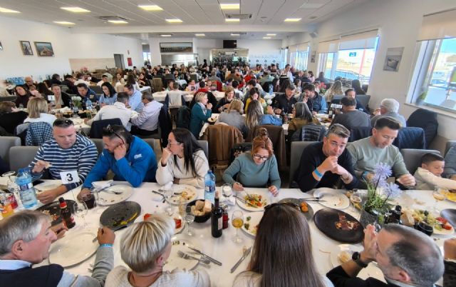 Más de 150 aficionados al motociclismo homenajean al piloto Risueño por su triunfo en el Campeonato de España - 1, Foto 1