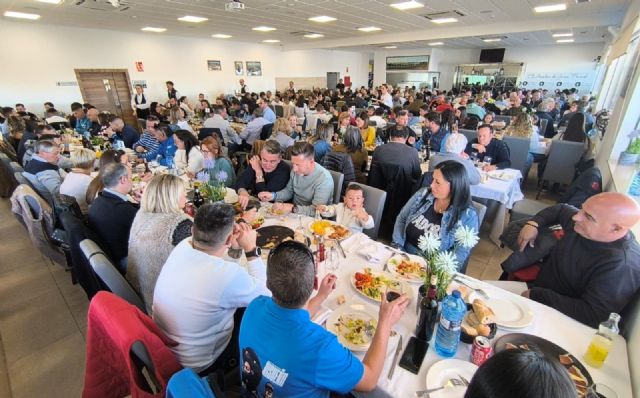 Más de 150 aficionados al motociclismo homenajean al piloto Risueño por su triunfo en el Campeonato de España - 4, Foto 4