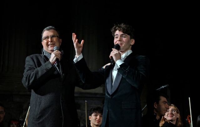 Belluga se convierte en un gran teatro de lírica para dar la bienvenida a la Navidad de Murcia 2025 - 3, Foto 3