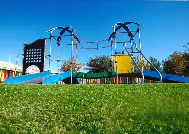 ltima tecnologa en material para zonas de juegos en los jardines de Alhama, Foto 1