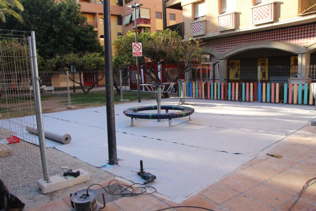 ltima tecnologa en material para zonas de juegos en los jardines de Alhama, Foto 2