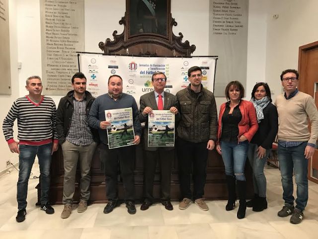 Un centenar de jóvenes participarán en las Jornadas de Formación y Tecnificación del Fútbol Base que contarán con la presencia del jugador Pedro León y el nutricionista del Mónaco - 1, Foto 1