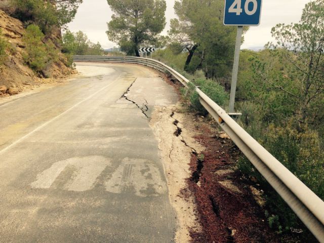 El Ayuntamiento de Alhama solicita el arreglo urgente de la carretera de Gebas, Foto 6