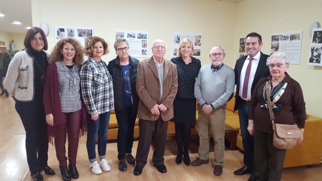 El Imas programa en el Centro social de mayor es de Alcantarilla actividades culturales y una exposición sobre oficios con motivo de la Navidad - 2, Foto 2